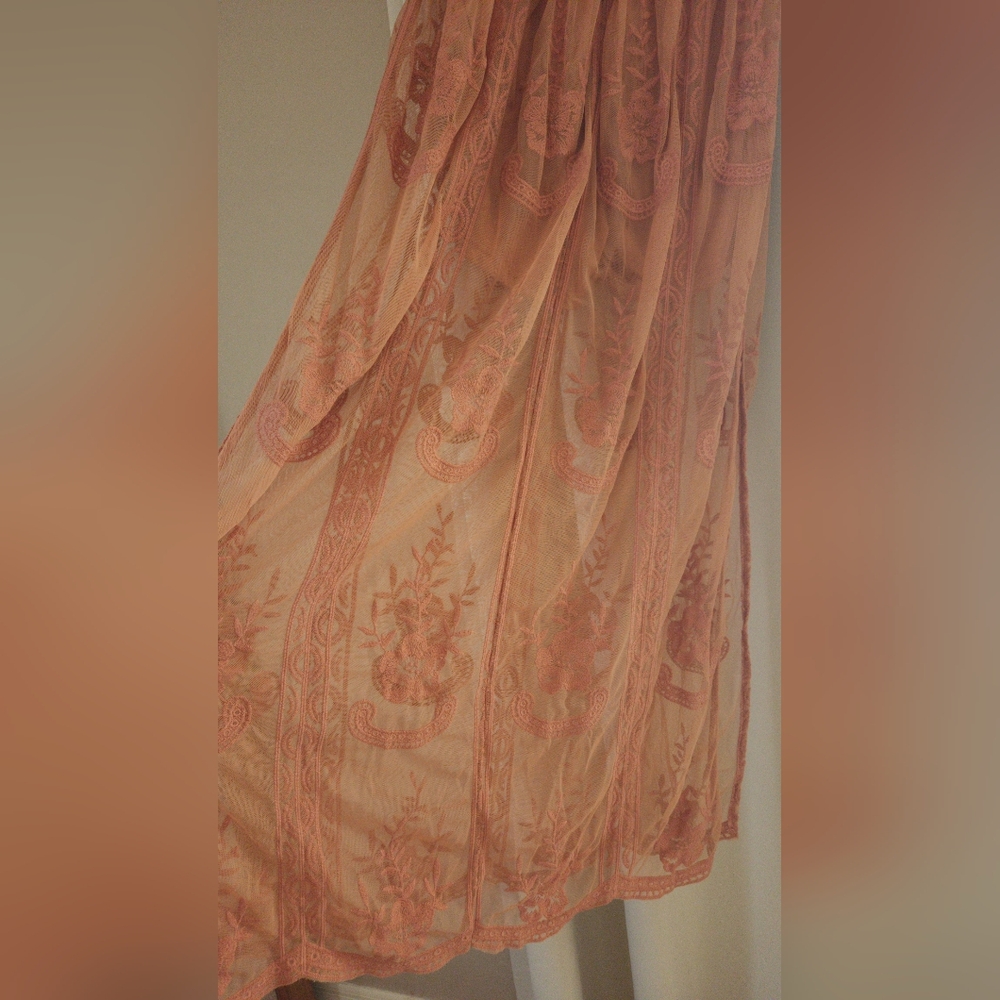Wishlist Floral Embroidered Short Sleeve Maxi Dress - Picture 7 of 10